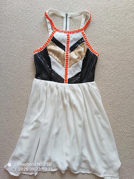 Šaty zn."xenia boutique" vel."8",