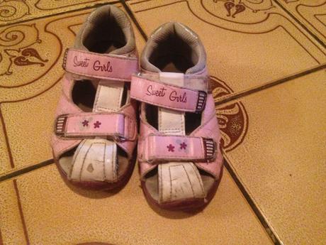 Dívčí sandále, sandálky vel. 25 (stélka 16 cm), 25