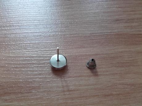 Náušnice emotikon zamyšlený,