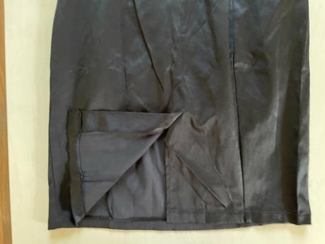 Večerní šaty, vel 46/2 možná spíše menší cca l/xl-, xl