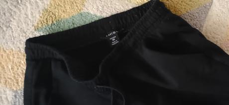 Bavlněné černé teplákové kraťase vel.xs, amisu,xs