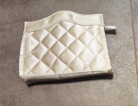 Kosmetická taštička avon, 