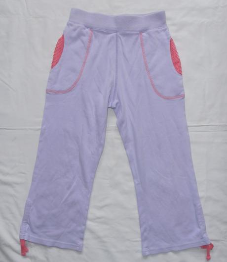 W119. tepláky dívčí 10-11 let, 146