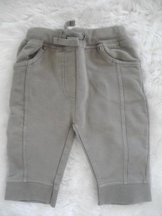 Tepláky, staccato,68