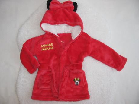 Krásný malinově červený fleecový župan s kapucí, disney,74