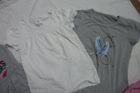 Šaty + 2x sukně + 2x tričko vel. 128, 122–134
