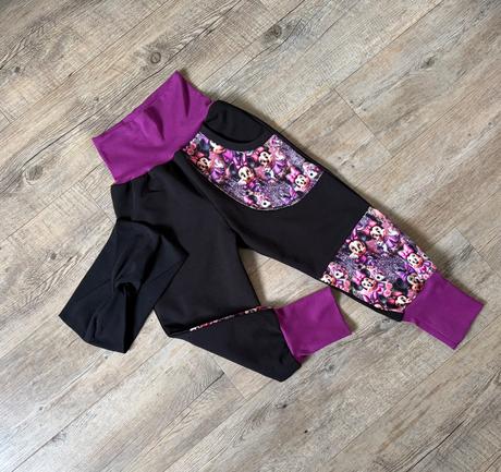 Tepláčky s čelenkou, 104