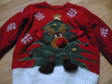 Vánoční svetr sob vel. 4-5, 110
