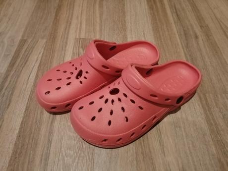 Crocs, 36
