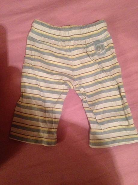 Klučičí tepláky proužky, 62