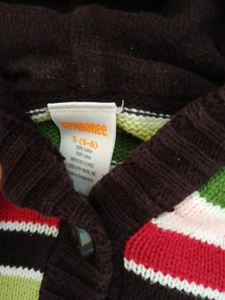 Kvalitní svetřík vel.116-122, 116