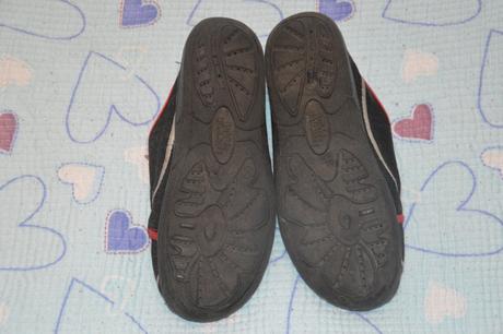 33 34 černé bačkorky s formulí, bubble gummers,33