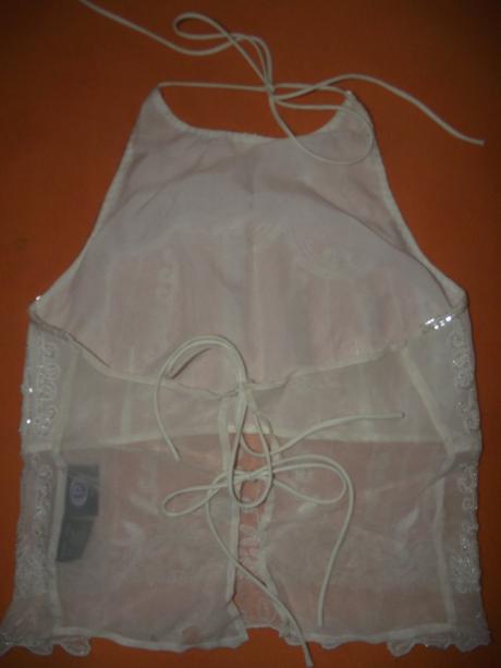 Vyšívaný topík s perličkami, 36