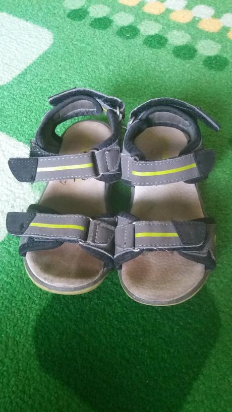 Sandálky 25, lupilu,25