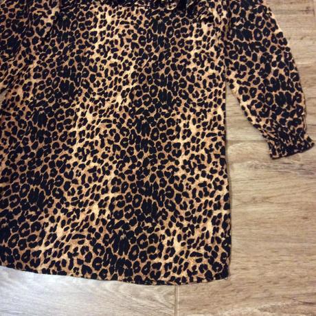 Lehoučké tygrované šaty s volánkem, primark,122