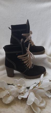 Polokozačky na blokovém podpatku, lasocki,40