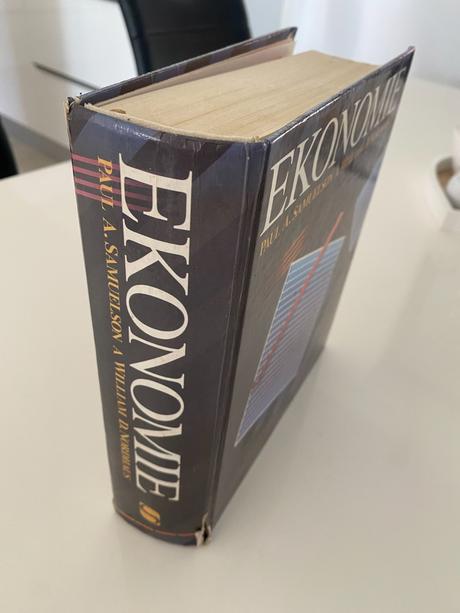 Učebnice ekonomie p. a. samuelson a w. d. nordhaus, 