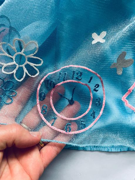 An10/ kostým alenka z říše divů - v.4/5 let disney, 