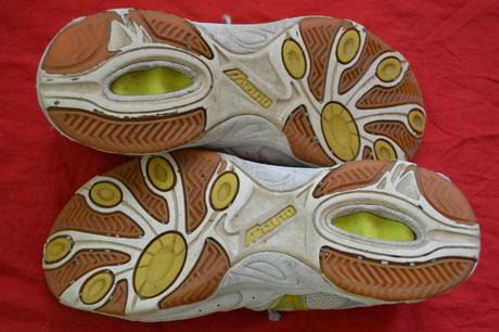 Kožené sálovky mizuno v.40,, mizuno,40