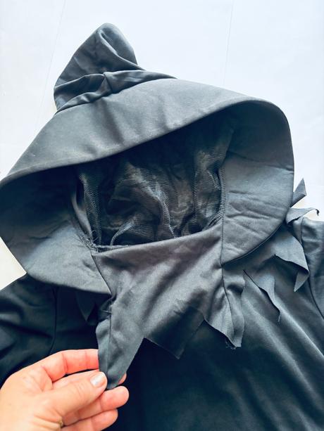 An7/ kostým hábit s kapuci - v.6/8 let, 