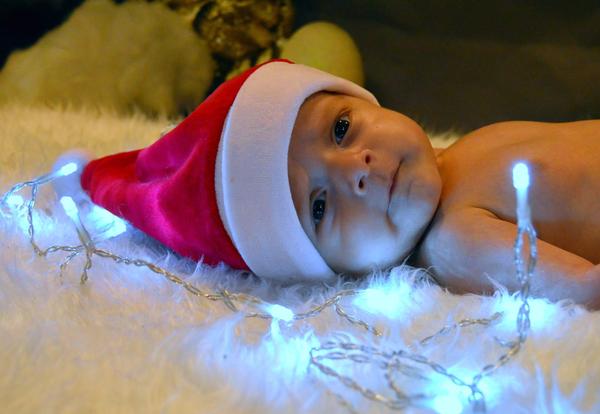 3,5měsíční chlapeček ráno a večer hystericky pláče