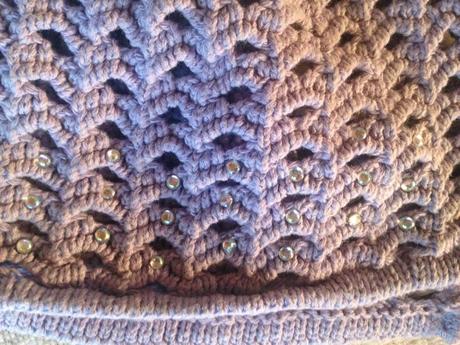 Háčkovaná dívčí čepička - čepice s kamínky, 92