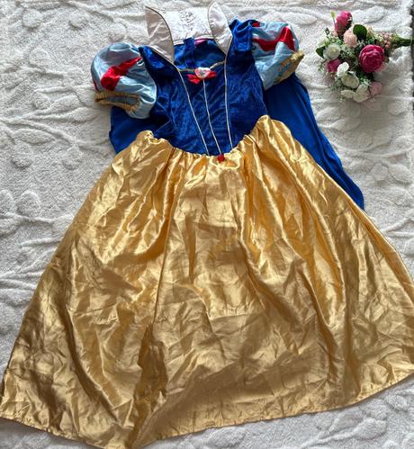 An18/ kostým sněhurka - v.7/8 let zn. disney, 