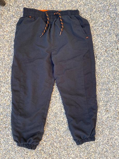 Sportovni kalhoty/teplaky, primark,110