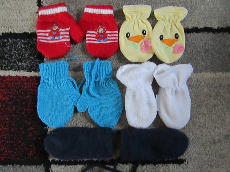 Rukavice pro děti- vel 6-12-18 měsíců, 68