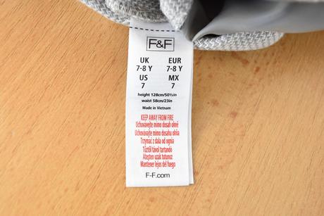 Kraťasy vel. 7 - 8 let, f&f,128