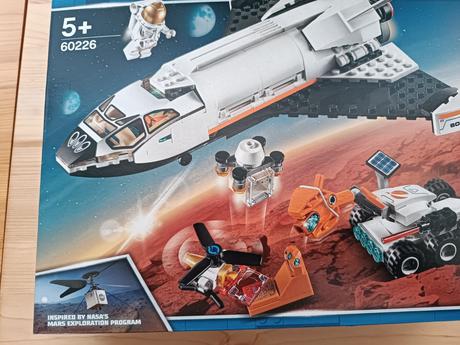 Lego city 60226 raketoplán zkoumající mars,