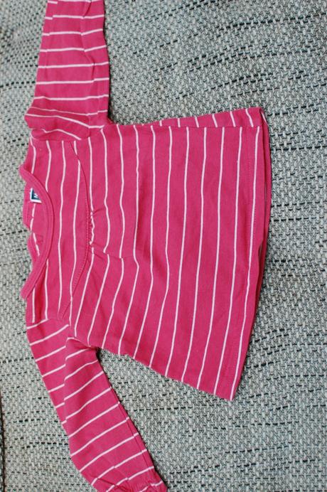 Komplet trika a kalhot, velikost 0-3 měsíce, kik,56