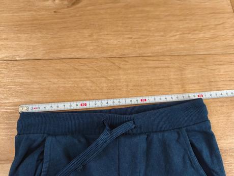 Tepláky 134, sinsay,134