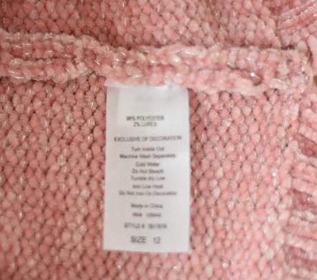 Svetr vel. 12 let, 152