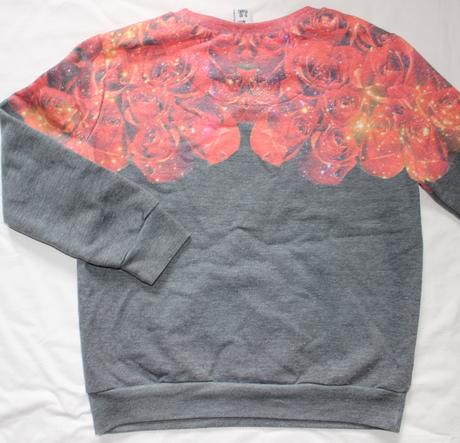 Op275. mikina s růžemi 9-10 let, 140