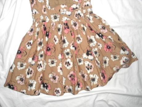 Krásné maceškové šaty - i jako slavnostní, girl2girl,98