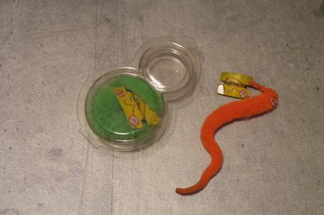 Žížaly na vlasci,