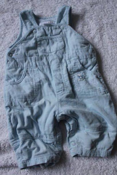 Manžestrové lacláčky s tučňáčkem, h&m,56