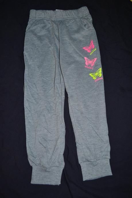 Dívčí tepláky v.122, 122