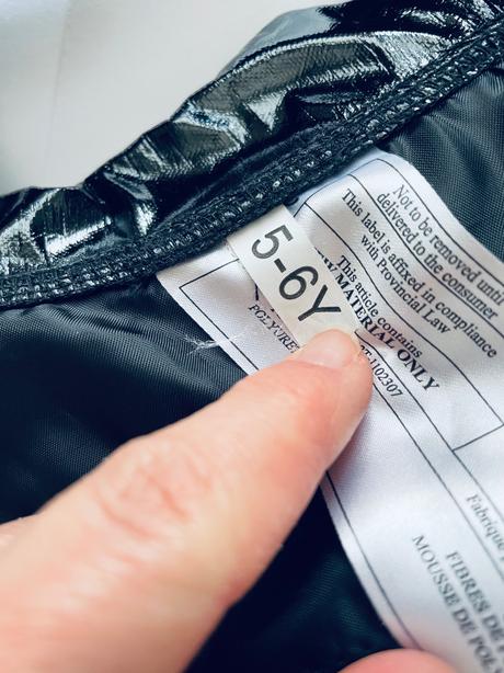 St1/ kostym - v.5/6 let, 