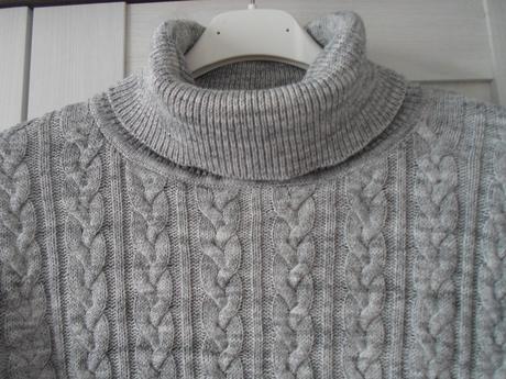 Šedý melírovaný svetr rolák, h&m,s