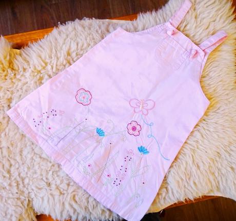 Vyšívaná šatová sukýnka, 110