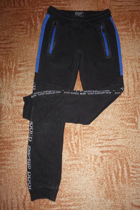 Chlapecké tepláky c&a vel. 140, c&a,140