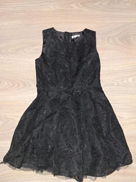 Společenské šaty cecil, 140