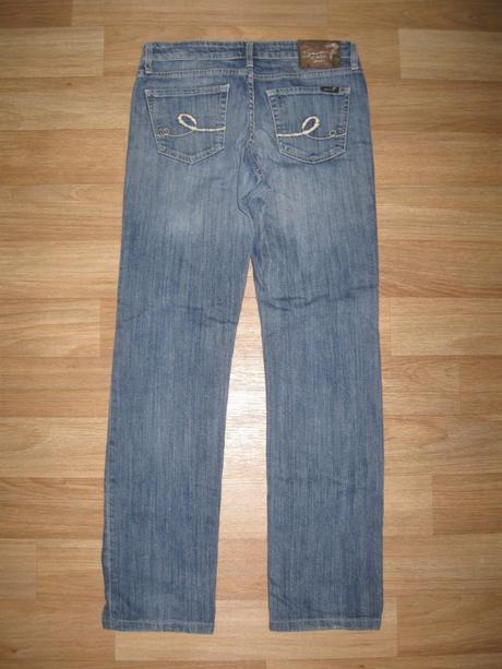 Džíny, 38