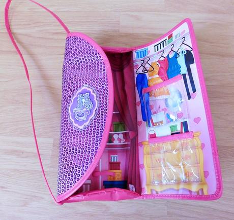 Kabelka pro malou slečnu,