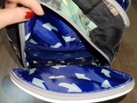 Chlapecký školní batoh topgal ve skvělém stavu,