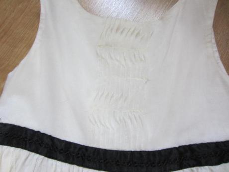 Sváteční šaty s flitrama, marks & spencer,104