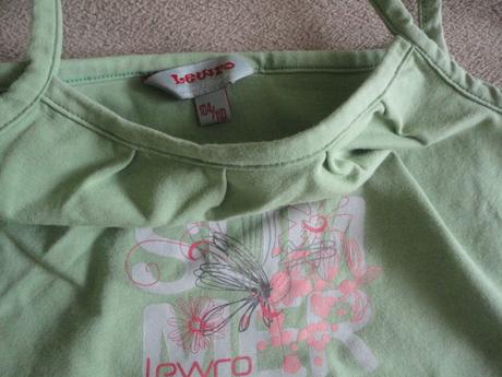 V top stavu tílko lewro, vel. 4-5 let, lewro,104