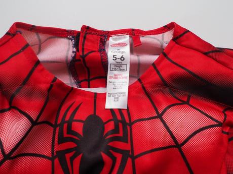 Kostým spiderman vel 116, 